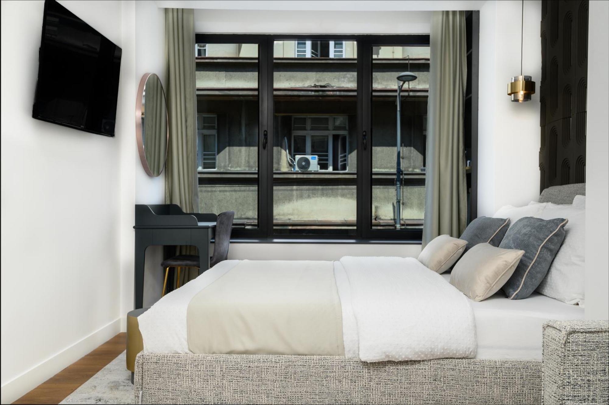 Urban Downtown Luxury Rooms And Suites Belgrad Exteriör bild