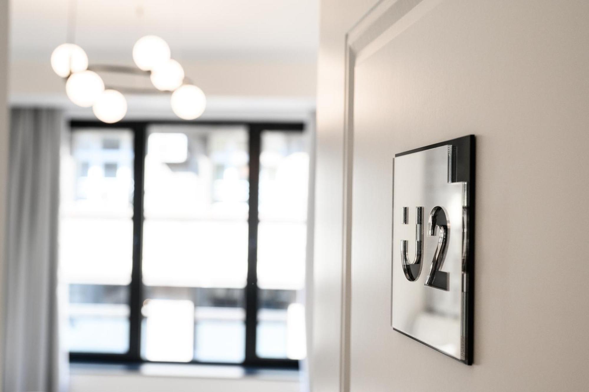 Urban Downtown Luxury Rooms And Suites Belgrad Exteriör bild